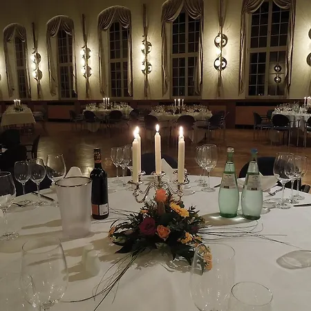 酒店 Mutiger Ritter 巴特克森