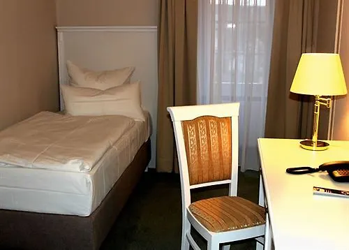 Mutiger Ritter Отель 3*